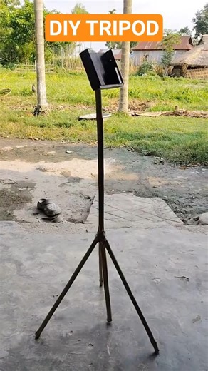 “Homemade Tripod Stand 📷 Easy DIY Phone Tripod at Home | Best Hack #Shorts”