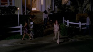 Ah, But Underneath - Desperate Housewives (Series 1, Episode 2) - Apple TV (UK)