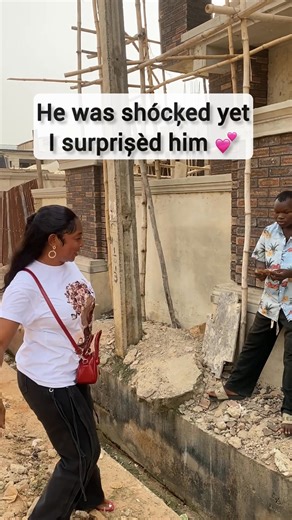 2.4K views · 55 reactions | My guy pull cloth Abeg 﫶 He was shócķed yet i surprișèd him  May Gòd provide for us at every giving time IJN  I give not Bcus I have but bcus it pleases my hrt to do so ❤️ This vidèo is only to encourage and inspires you to do more  sending love  #happy #life #love #giving | Chinwe Edith Mobuogwu | Facebook