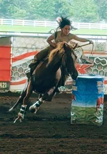 #fieryblessings wins 2nd today at Central States Classic out of 120🥳🤘🏼 #barrelhorse #rodeo #western #grit