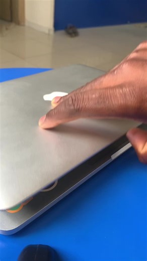 Crée une identité visuelle en 30 secondes avec Adobe Illustror! Tag un ami designer !#GOMYCODE #senegal #tech #digital #coding | gomycode