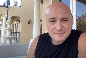 DISTURBED's DAVID DRAIMAN Explains Why He Will Never Use His Platform To Push For One Political Candidate Or Another In Elections