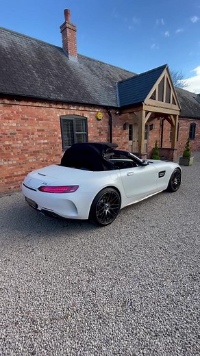 Did you know the AMG GTC could do this? 🔑 🔥 #MercedesBenz #AMG #GTC #Supercar #PistonHeads