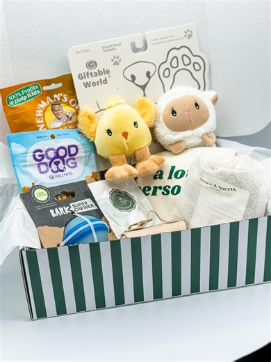Luxury Dog Gift Box, Puppy Gift Set, Dog Mom Gift, Dog Birthday Box, New Puppy Essentials, Dog Toys & Treats Box, Pet Lover Gift - Etsy