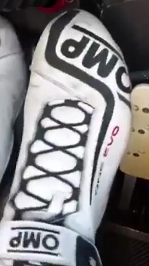 Mastering Heel-Toe Technique in V8 Supercar Racing