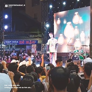 797K views · 3.2K reactions | Anh Ơi Ở Lại (Live Show Trung Quân) #ĐạtG #Live | G Entertainment | Facebook