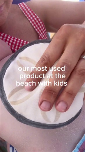 the best baby invention!Never going to the beach without it#beachgear #realisticmomlife #beachtips