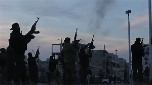 De "rose du désert" à paria internationale: qui est Asma al-Assad, femme de Bachar?