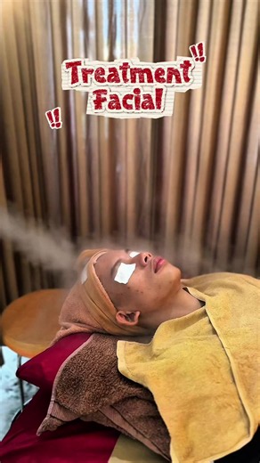 Kulit kusam, komedo menumpuk, dan wajah terasa kurang segar? Saatnya manjakan kulitmu dengan Facial Treatment di Dermabelu! 💆‍♀️ Manfaat facial: ✔️ Membersihkan komedo dan kotoran hingga ke pori-pori ✔️ Mengangkat sel kulit mati ✔️ Membantu kulit tampak lebih cerah dan segar ✔️ Membuat skincare lebih mudah meresap Rasakan sensasi kulit yang lebih bersih, halus, dan glowing setelah treatment. Yuk, rawat kulitmu bersama Dermabelu Aesthetic Clinic! 🤍 #FacialSubang #DermabeluClinic #PerawatanWajah