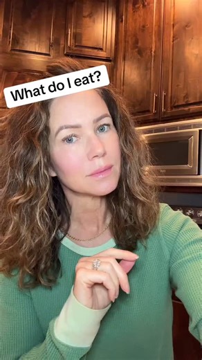 Heather Gordon | Project Goods | My diet is really just intuitive eating. The only things that take a bit of effort are 1) eating enough protein and 2) avoiding histamine... | Instagram