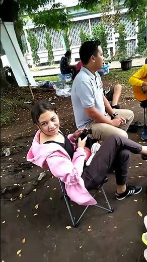 KESERUAN PEMAIN SINETRON DARI JENDELA SMP DI LOKASI SYUTING