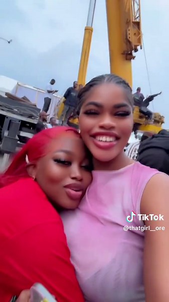 Hilda's Epic Jollof Rice Cooking Marathon