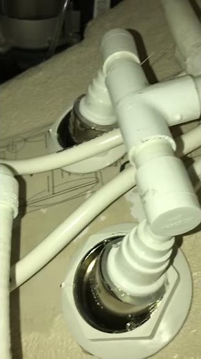 Maax jet tub fittings leaking