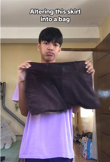 Transform Your Skirt into a Stylish Bag with DIY