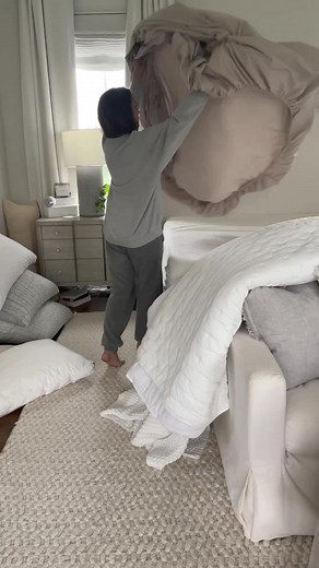 18K views · 286 reactions | How to make a hotel bed at home  | Angela Lanter | Facebook