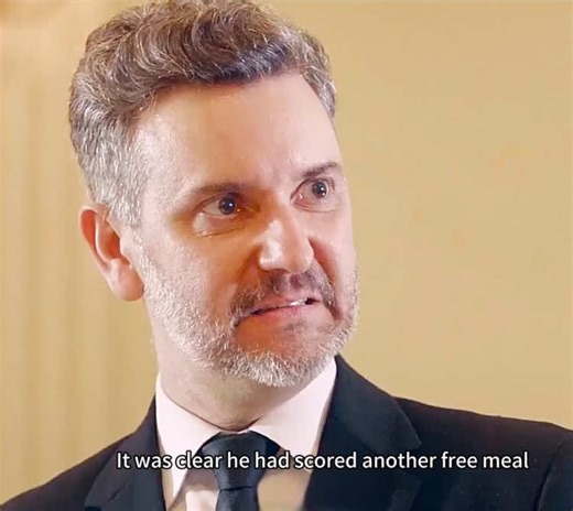 OlafjustwanderingoffatDisneylandParisattheNewWorldofFrozencomingnextMarch!Beyondcute#disneyland#WorldOfFrozen#frozen #disneyadventureworld#disneylandparisa