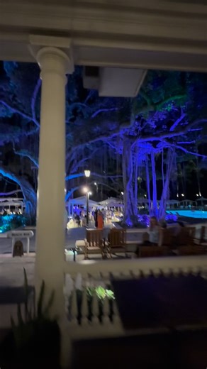 15K views · 737 reactions | Moana Surfrider, A Westin Resort & Spa, Waikiki Beach #islandlife #aloha #oahu #hawaii #fblifestyle #highlightseveryonefollowers | Letboyong MonCab | Facebook