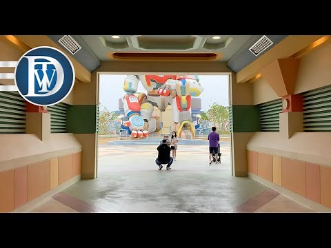 Robot Land Theme Park in S Korea 마산 로봇랜드
