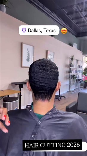 A precision haircut isn’t just a cut — it’s architecture. Every section, angle, and movement is intentional. It’s about creating balance, structure, and shape that grows out beautifully. 💡Precision cutting focuses on: • Clean sectioning and controlled tension • Symmetry that complements bone structure • Lines so sharp they fall into place naturally A regular haircut, on the other hand, is more of a freehand approach — quick refreshes, length removal, and shape maintenance. It’s great for upkeep