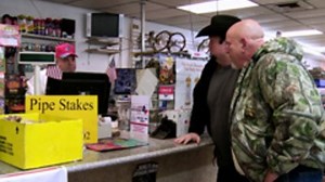 Watch Big Rig Bounty Hunters Season 2 Episode 8 - Pipe Pursuit