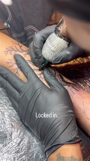 Poison Tree Tattoo | Shading & Wipe Reveal 🪾
