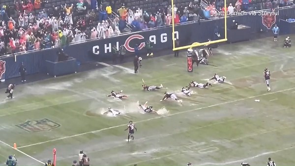 Heavy rainfall led to slippery conditions at Chicago’s Soldier Field stadium Sunday as the Chicago Bears took on the San Francisco 49ers in their opener. https://bit.ly/3qxAjcJ | WFLA News Channel 8