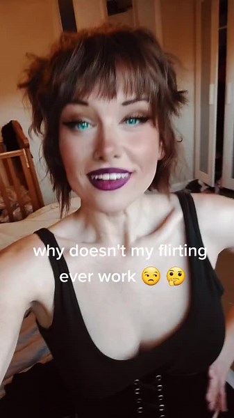 why doesn't my flirting ever work 😪 #flirt #relationships #fyp #silly