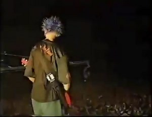 The Prodigy’s Keith Flint would have been 50 today. Here he is performing 'Firestarter' at Glastonbury in 1997. RIP Keith Flint ✊ | DJ Mag