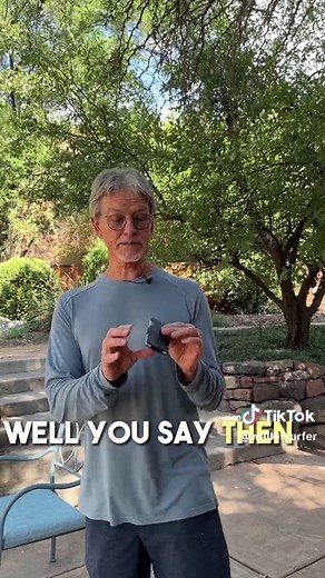 The Fantom X uses a lever at the top to eject your cards into a perfect fan. #fantomx #smartwallet #minimalistwallets #fantomwallet #cardholder #wallet #wallets #metalwallets #popupwallet #cardejectorwallet #cardwallet #automaticwallet #slimwallets #aluminumwallets #frontpocketwallet #ladieswallets #womenswallets #edcgear #edc #everydaycarry #leatherwallets #innovation #progressivewallets #innovativewallets #menswallets @fantomwallet