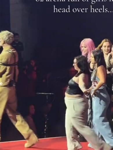 What Happened to the Girl at the MGK London O2 Show?