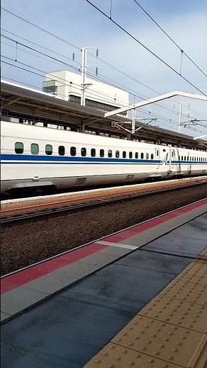 300キロ！？新幹線姫路駅通過