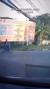 Examenul practic – uneori test de condus, alteori spectacol de comedie. Ce faze ai avut tu? 😂 | Instruire Auto