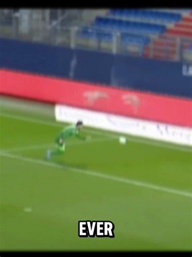 Top 5 Unbelievable Goalkeeper Blunders in Soccer
