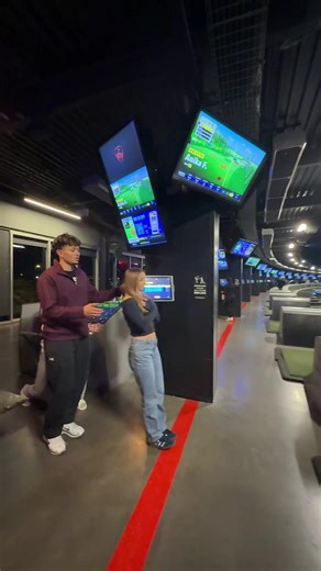 #fyp#topgolf @ℒ❣︎ @@Anika.Fernandez @K💫 | golf