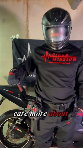 YOU NEED A MOTOR TRAUMA KIT!🔥👇