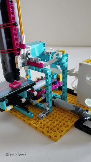 16K views · 286 reactions | Combining technologies can lead to limitless creations! What would you create with a #SPIKEprime controlled 3D printer? LEGOguyca #LEGOeducation #SPIKEprime #3Dprinter | LEGO Education | Facebook