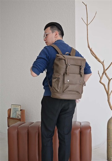 Phantom Backpack — Tas Ransel Pria Stylish dan Kapasitas Luas