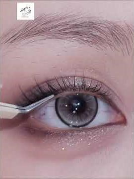 How to Do Eye Makeup Step by Step (Beginner Friendly)