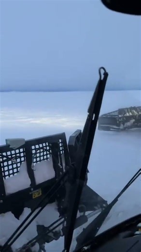 Driving a Snowcat in Antarctica ❄️