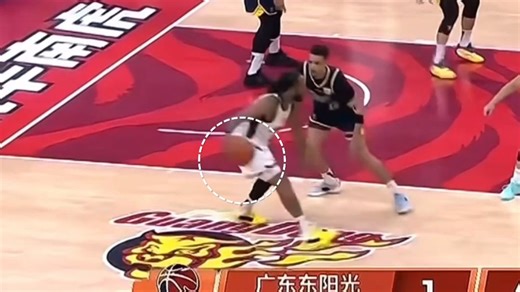 1.同侧脚急停衔接延伸口袋的Moving进攻阶段思路-2.同侧脚转身-3.尼克杨锁定转身CBA 威尔斯-麦考尔极度细腻技巧操作拆解 你没见过