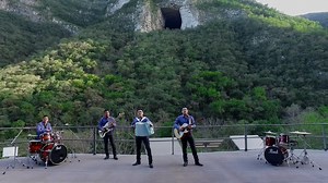 37K views · 884 reactions | tema: el chubasco al estilo de LOS TERCOS...