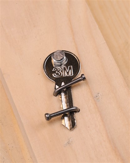 One key, two screws, unlimited use 🔧🗝️
