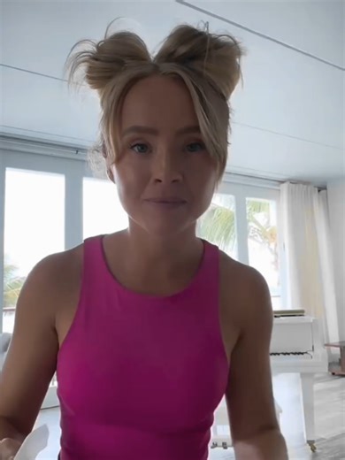 Clean Girl on TikTok