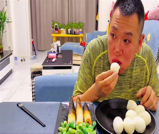 One sneaky bite, one big consequence. Still want more🫕🥘🍝🍜 | Genetic Cpt