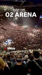 Byli jste někdy?🏒🎸🐎 Poznáte, na koho se čeká?🇬🇧😉 O2 arena nenapovídat🤫 #objevujprahu #o2arena #vysocany #praha #prague #praga #prag #прага #чехия #czech #cesko #czechrepublic | Objevuj Prahu