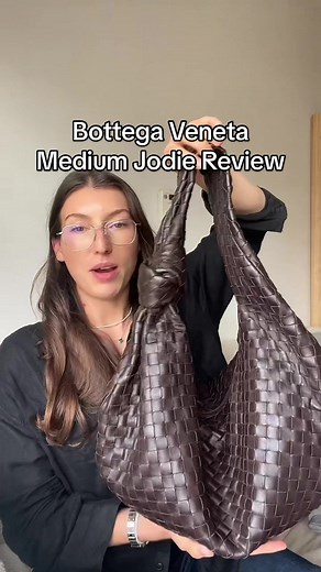 Bottega Veneta Medium Jodie Review
