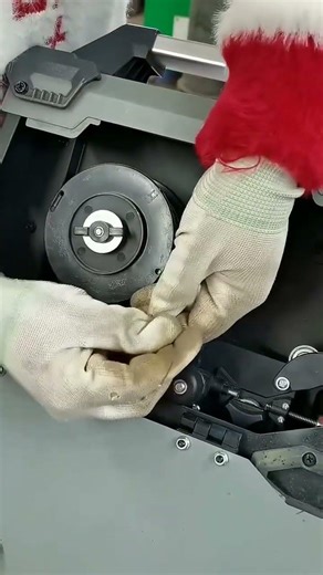 Detailed tutorial on gasless MIG welding and wire reel recycling