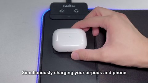 Wireless Charging Mouse Pad, RGB Gaming Mousepad, 31.5"x15.7" Extra Large Desk Pad, 13 Light Modes, Ultra-Smooth Surface, Non-Slip Base, Waterproof Computer Keyboard Mat for MacBook, PC, Laptop, Black