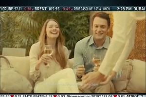 DoubleTree TV Spot, 'Kick Back'