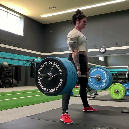 Natasha Aughey Female Fitness Motivation | Heavy Deadlift Workout Video